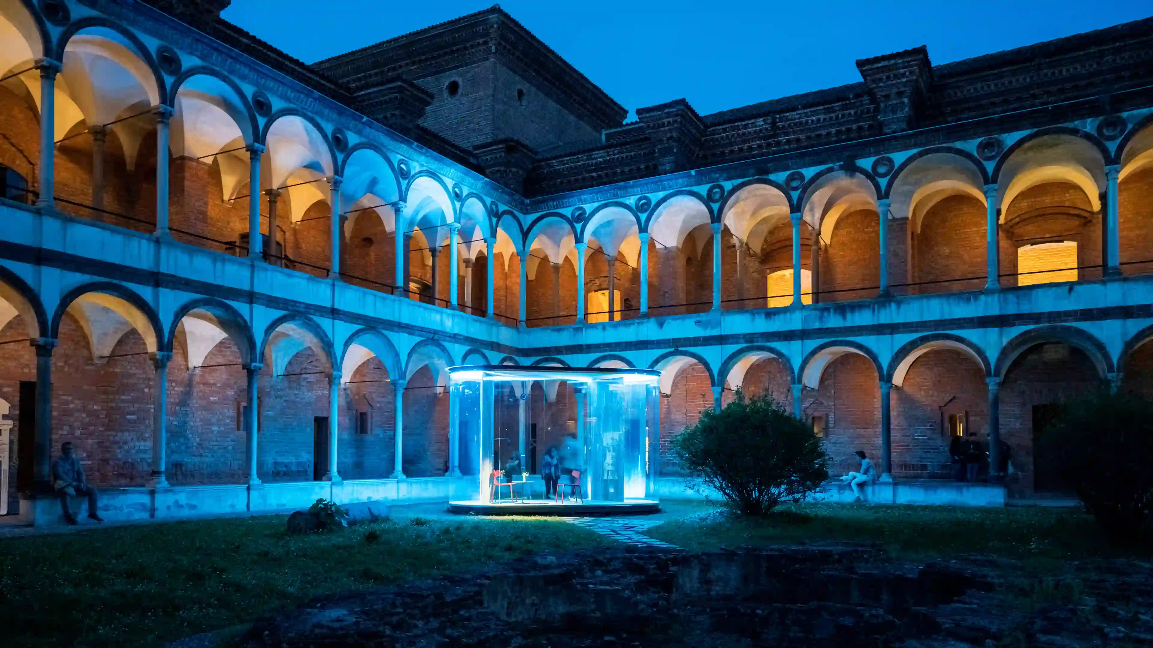 comunicare il design per architetto taidelli al fuorisalone notte-blu
